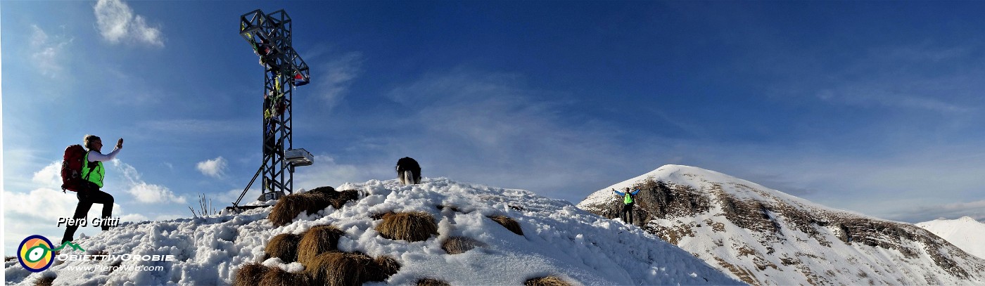 64 In vetta al Campioncino (2100 m) con vista in Campione (2171 m).jpg